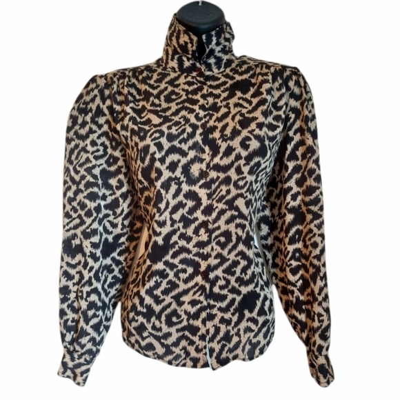Leopard Print Button Up Blouse - Picture 2 of 5